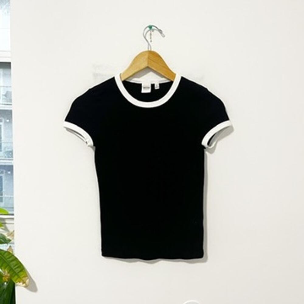 Aritzia Black & White Ribbed Knit Short Sleeve Top Size Small
